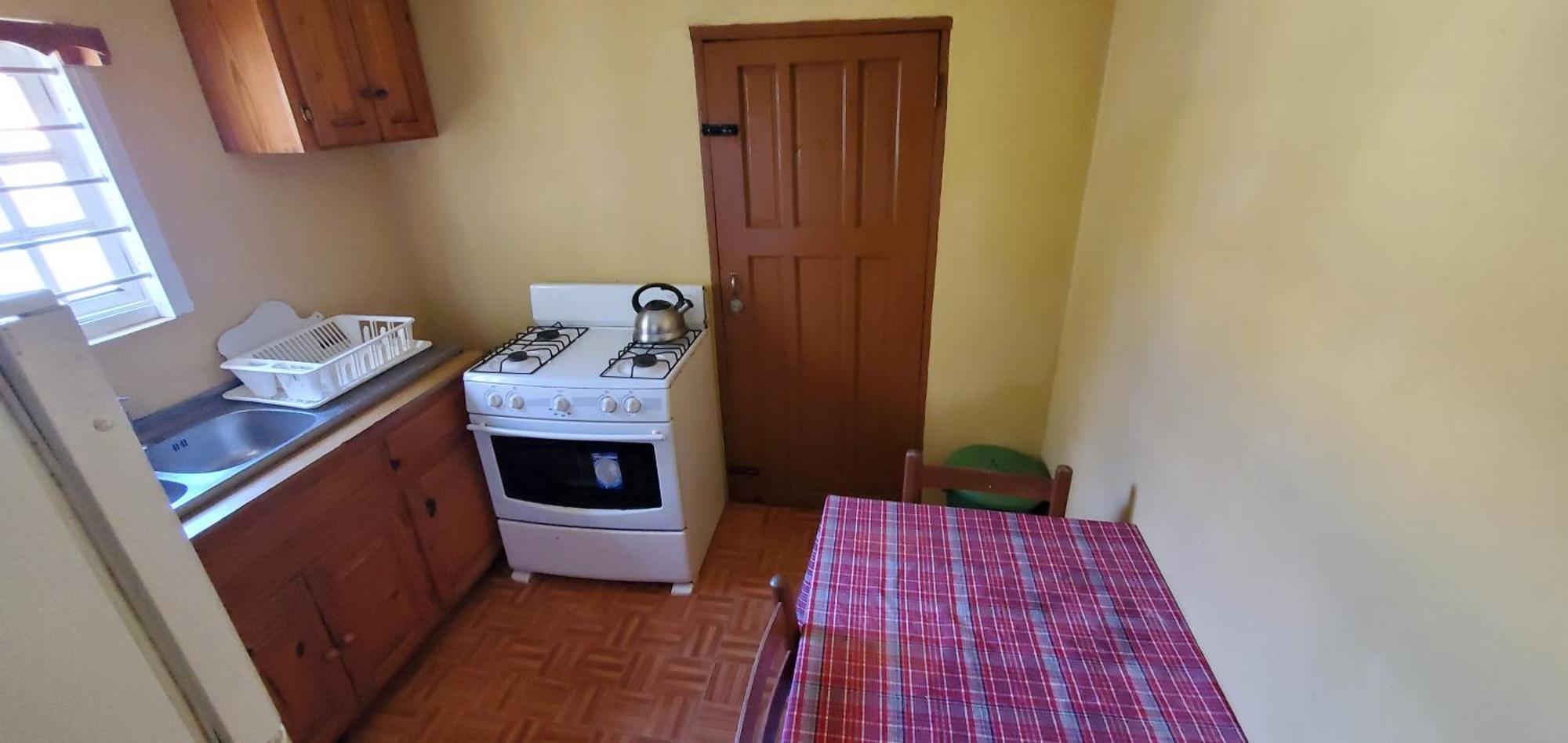 Little Shaw Park Guest House โอโชรีโอส ภายนอก รูปภาพ