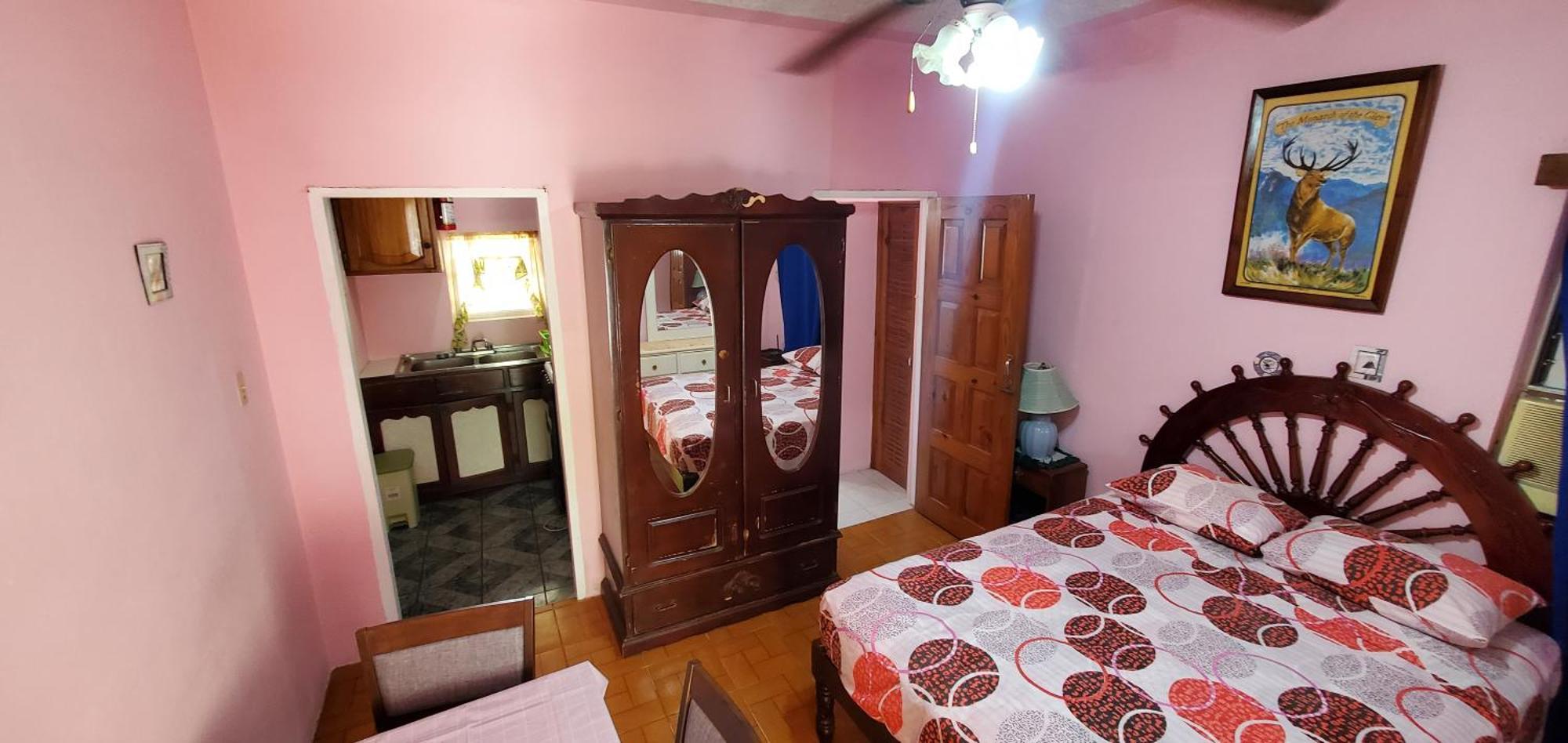 Little Shaw Park Guest House โอโชรีโอส ภายนอก รูปภาพ